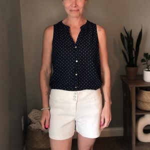 Maurices NWOT cuffed white shorts 7/8